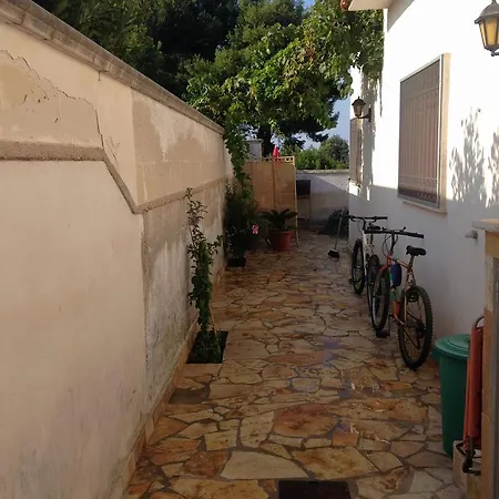 Salice Βίλα San Pietro in Bevagna